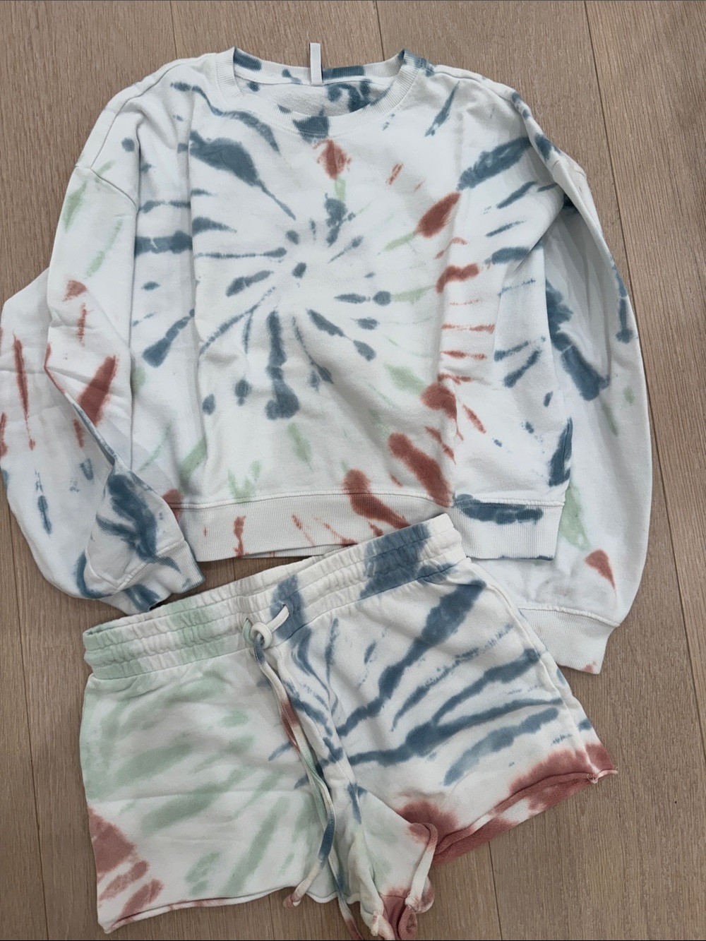 Z Supply Tie-Dye Kids Shorts in White with Blue, Green & Rust